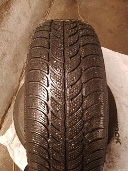 2x zimné pneumatiky 195/65 r 15 - 2