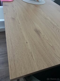 Stôl a stoličky - 2