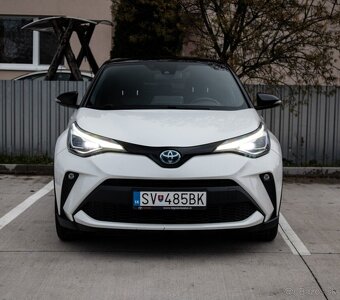 Toyota C-HR 1.8 Hybrid Selection E-CVT - 2