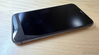 Predám Iphone 11 128GB black - 2