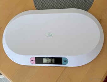 Digitálna detská váha pre bábätká (do 20 kg) - 2