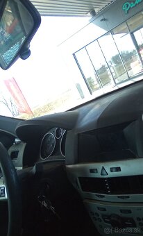 Predám vymením Opel Astra adam station wagon - 2