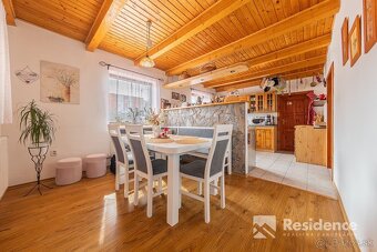 Rodinný dom na Liptove, 6 izieb, pozemok 806 m2 - 2