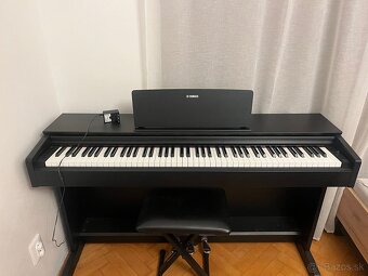 Klavír Yamaha - 2