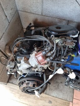 Predam motory na suzuki samurai - 2