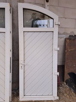 Predám plastove dvere oblúkové - 2