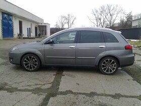 Fiat Croma 2,4 JTDm 147kW (200koní) r.2010 vo výbave MUST - 2