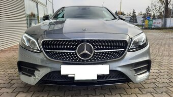 Mercedes E trieda Coupé 400 4matic . 9g. AMG Line. Panorama - 2
