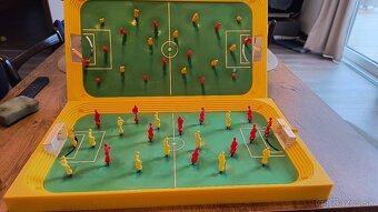 Retro stolový futbal - 2