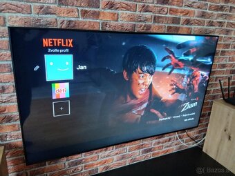 Samsung UHD 4K 55 SMART TV - 2