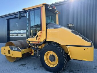 Volvo SD75 valec - 2