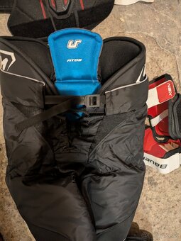 Hracska hokejova vystroj 170-180cm, aj oddelene - 2