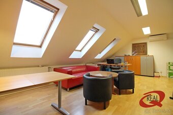 PRENÁJOM ZARIADENEJ KANCELÁRIE V RUŽINOVE - 2