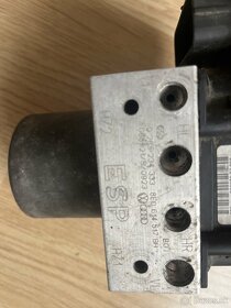 JEDNOTKA MOTORA,ABS A4 B7,A6 - 2