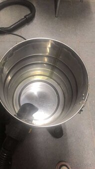 Predám vysávač Parkshide - 2