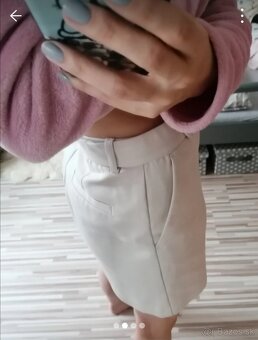 Dámske béžové šortky - 2