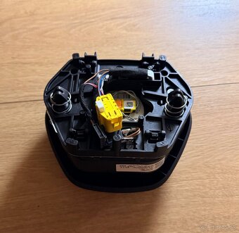 Volant Skoda Octavia IV - 2