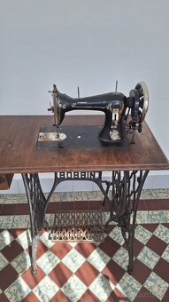 Šijací stroj BOBBIN - 2