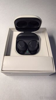 Samsung Galaxy Buds FE grafitové - 2