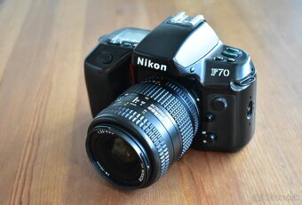 Nikon F70 - 2