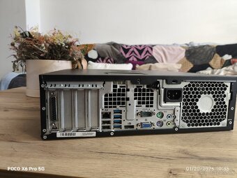 HP Compaq Elite 8300 SFF - 2