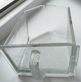 sklenený šuplík - 2