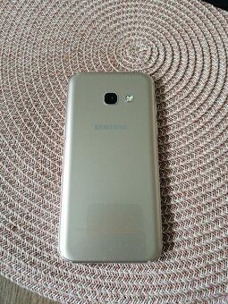 Samsung galaxy A3 2017 - 2