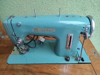 Šijací stroj Minerva - 2