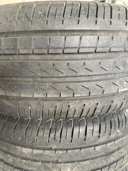 235/50 R19 - 2
