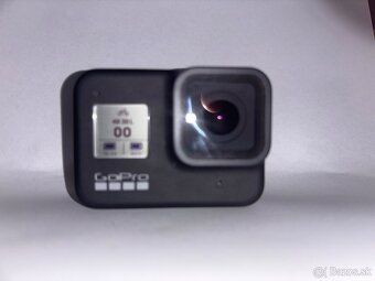 GoPro Hero 8 Black + bohaté príslušenstvo – výborný stav - 2