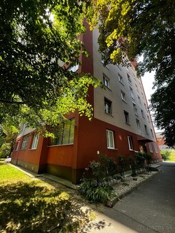 3,5-IZBOVÝ BYT V RUŽINOVE S KLIMATIZÁCIOU A SAMOST. GARÁŽOU - 2