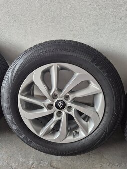 Hyundai Tucson 225/60 r17 - 2