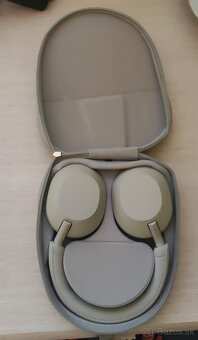 Sony Noise Cancelling WH-1000XM5, strieborná - 2