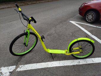 Kolobežka a bicykel - 2