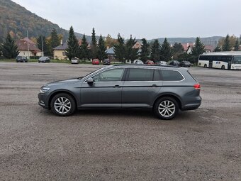 Predam volkswagen passat B8 2.0tdi 4-motion metrix svetla - 2