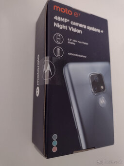 Motorola E7 - 2