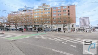 Bez Provízie RK. Voľné Kancelárie v budove na Námestí SNP. - 2