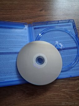 Predám hru na ps4 - 2