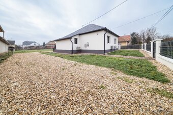 4i rodinný dom s terasou na predaj, obec Méra, Maďarsko - 2