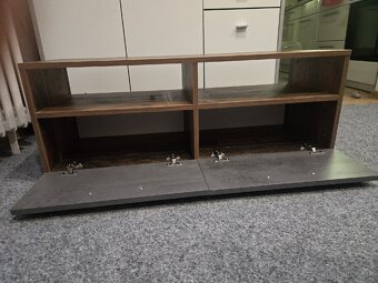 Skrinka pod televízor - 2