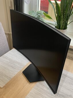 Herný monitor Dell Gaming S2722DGM - 2