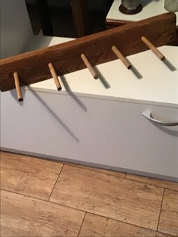 DREVENý VEšIAK - 2