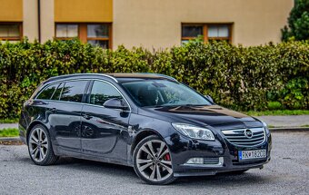 Opel Insignia ST 2.0 Turbo ECOTEC Cosmo - 2