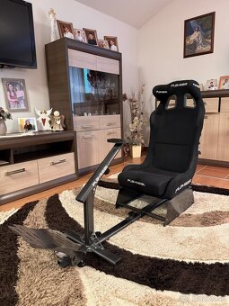 Playseat Evolution Pro - TOP stav - 2