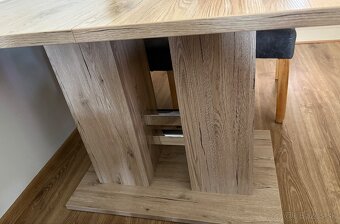 Jedálenský stôl so stoličkami - 2