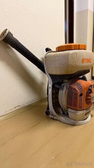 Predám motorový postrekovač STIHL SR 200 - 2
