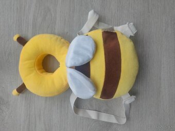 PREDÁM "RUKSAK" NA OCHRANU HLAVIČKY - 2