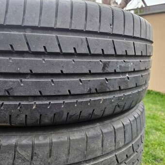 225/55 r19 Toyo - 2