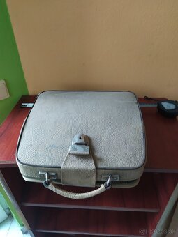 Predám retro písací stroj - 2