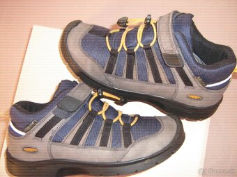 KEEN GORETEX vel. 38 - 2